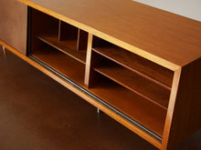 画像をギャラリービューアに読み込む, ハーマンミラー デスク ジョージ・ネルソン Home Office Desk George Nelson for Herman Miller ミッドセンチュリーのデスクのキャビネットの内部の棚