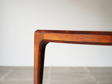 画像をギャラリービューアに読み込む, Johannes Andersenのテーブルの天板と脚