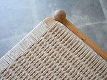 画像をギャラリービューアに読み込む, 北欧ダイニングチェアのペーパーコードの座面