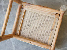 画像をギャラリービューアに読み込む, 北欧ダイニングチェアの裏面