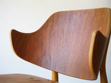 画像をギャラリービューアに読み込む, Jens Hjorth(イェンス・ヒョーロス)のチェアのツノのような肘掛け