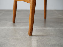 画像をギャラリービューアに読み込む, Hans J. Wegner CH23 Chair