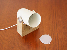 画像をギャラリービューアに読み込む, Markus JohanssonのCarronade(カロネード)ライトの照明カバーはシリコンで止まる