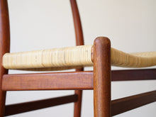 画像をギャラリービューアに読み込む, Hans J. Wegner W2 Chair ハンスJウェグナー ダイニングチェアW2 籐タイプ 椅子の脚