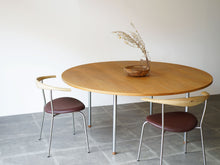 画像をギャラリービューアに読み込む, Hans J. Wegner(ハンスJウェグナー)のダイニングテーブルJH752とPP701