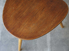 画像をギャラリービューアに読み込む, Bengt Rudaがデザインした椅子Grillの座面