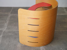 画像をギャラリービューアに読み込む, Kristian Vedel (クリスチャン・ヴェデル)子ども用チェアの板を差し込む