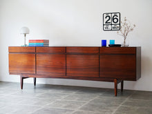 画像をギャラリービューアに読み込む, Ib Kofod-Larsen(イブ・コフォード-ラーセン)のサイドボードFA66のコーディネート例