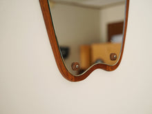 画像をギャラリービューアに読み込む, デンマークデザインの壁掛け鏡ヴィンテージミラーの下