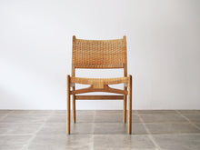 画像をギャラリービューアに読み込む, ハンスJウェグナーのCH31の正面