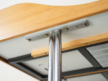 画像をギャラリービューアに読み込む, George Nelson(ジョージネルソン)のHome deskスワッグレックデスクの裏面