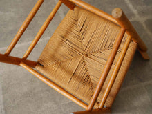 画像をギャラリービューアに読み込む, Børge Mogensen(ボーエモーエンセン)J39チェア(オーク&ペーパーコード)の裏面