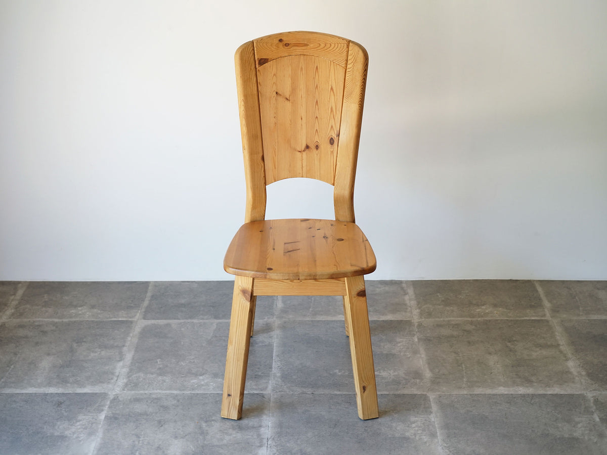 Scandinavian furniture design Solid pine chair
