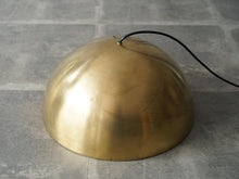 画像をギャラリービューアに読み込む, Vilhelm Wohlert&Jørgen Bo Louisiana Pendant Light ルイジアナペンダントランプ 北欧デザインの吊り下げ照明 真鍮製のシェード