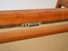 画像をギャラリービューアに読み込む, Hans J. Wegner(ハンスJウェグナー)のJH507 ヨハネスハンセン製ヴィンテージチェアのJohannes Hansen刻印