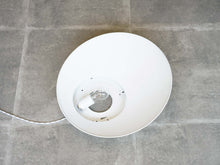 画像をギャラリービューアに読み込む, Vilhelm Lauritzen(ヴィルヘルム・ラウリッツェン)Kastrup Airportウォールランプの内部