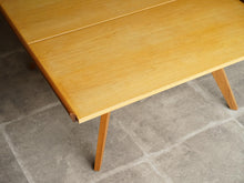 画像をギャラリービューアに読み込む, ジョージナカシマのコーヒーテーブル(木製)