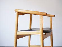 画像をギャラリービューアに読み込む, Hans J. Wegner(ハンスJウェグナー)PP203 PPファニチャー製 ヨハネスハンセン アームチェアのオークのフレーム