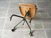 画像をギャラリービューアに読み込む, Fritz Hansen Jørgen Rasmussen フリッツハンセン社ビンテージチェアの裏面