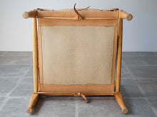 画像をギャラリービューアに読み込む, Kaare Klint(コーア・クリント)のSafari chair(サファリチェア)の裏面