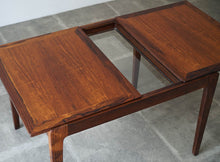 画像をギャラリービューアに読み込む, Finn Juhl(フィン・ユール)のテーブル FD612の天板がスライドする