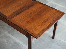 画像をギャラリービューアに読み込む, Finn Juhl(フィン・ユール)のテーブル FD612の天板