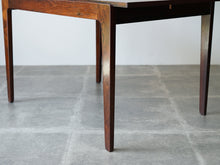 画像をギャラリービューアに読み込む, Finn Juhl(フィン・ユール)のテーブル FD612の脚