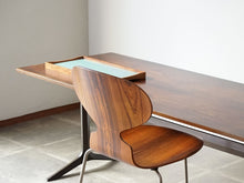 画像をギャラリービューアに読み込む, Peter Hvidt & Orla Mølgaard-Nielsen( (ピーター・ビット & オルラ・ムルガード・ニールセン)Silverline rosewood Table ローズウッドのテーブルとArne Jacobnseのアントチェア