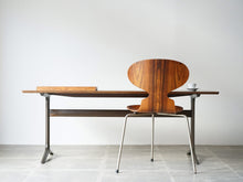 画像をギャラリービューアに読み込む, Peter Hvidt & Orla Mølgaard-Nielsen( (ピーター・ビット & オルラ・ムルガード・ニールセン)Silverline rosewood Table ローズウッドのテーブル とArne Jacobsenアルネヤコブセンのアントチェア