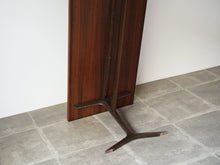 画像をギャラリービューアに読み込む, Peter Hvidt & Orla Mølgaard-Nielsen( (ピーター・ビット & オルラ・ムルガード・ニールセン)Silverline rosewood Table ローズウッドの裏面