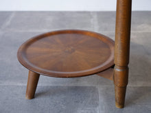 画像をギャラリービューアに読み込む, Danish furniture design 2tiered nutwood Shelf