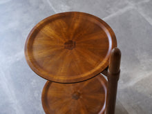 画像をギャラリービューアに読み込む, Danish furniture design 2tiered nutwood Shelf