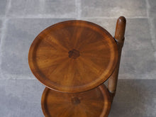 画像をギャラリービューアに読み込む, Danish furniture design 2tiered nutwood Shelf