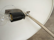 画像をギャラリービューアに読み込む, White shade & Gray base Table Lamp