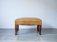 画像をギャラリービューアに読み込む, デンマークデザイン天然革とマホガニーのスツールの側面