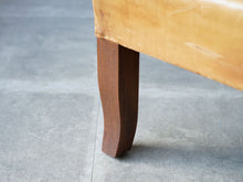 画像をギャラリービューアに読み込む, デンマークデザイン天然革とマホガニーのスツールの脚の曲線