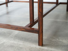 画像をギャラリービューアに読み込む, Henning Nørgaard Table