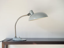 画像をギャラリービューアに読み込む, ハンガリー製のテーブルランプ 東欧デザイン