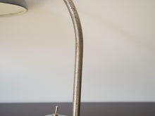 画像をギャラリービューアに読み込む, ハンガリー製のテーブルランプ 東欧インテリア ヴィンテージ感のあるアーム