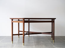 画像をギャラリービューアに読み込む, William Watting ウィリアムワッテン デザイナーズテーブル テーブルの側面