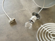 画像をギャラリービューアに読み込む, Anders Pehrson ペンダントライト 北欧 白 コードや電球