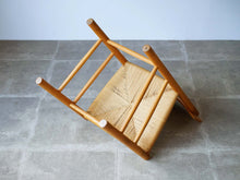 画像をギャラリービューアに読み込む, Børge Mogensen モーエンセン チェアJ39 オーク 椅子の裏面