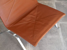 画像をギャラリービューアに読み込む, Poul Kjærholm PK22 EKC製 ポールケアホルムのイージーチェアの座面