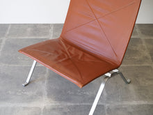 画像をギャラリービューアに読み込む, Poul Kjærholm PK22 EKC製 ポールケアホルムのイージーチェアのレザー張りの座面