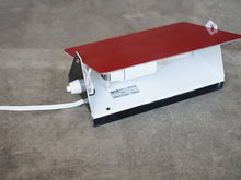 画像をギャラリービューアに読み込む, Charlotte Perriand(シャルロット・ペリアン)のウォールランプCP-1レッドの内部