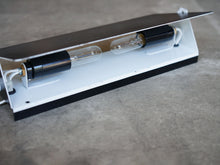 画像をギャラリービューアに読み込む, Charlotte Perriand(シャルロット・ペリアン)CP-1ロングタイプのブラックの光源