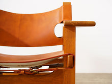 画像をギャラリービューアに読み込む, スパニッシュチェアの正面のアップ