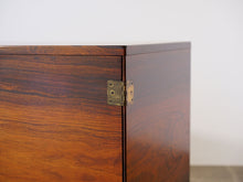 画像をギャラリービューアに読み込む, Svend Langkilde Cabinet