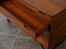 画像をギャラリービューアに読み込む, Svend Langkilde Chest スヴェンドランキレのチェスト ローズウッドの引き出しの内部