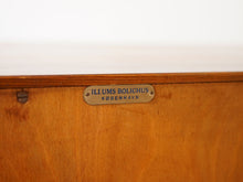 画像をギャラリービューアに読み込む, Svend Langkilde Chest スヴェンドランキレのチェスト ローズウッドの引き出しの背面にイルムスボリフスのプレートあり